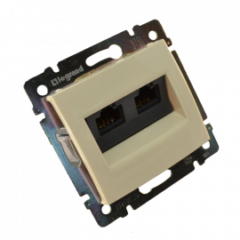 Розетка компьютерная скр/уст двойная RJ-45 UTP CAT5E 300MHz слоновая кость "Valena" (Legrand) 774344