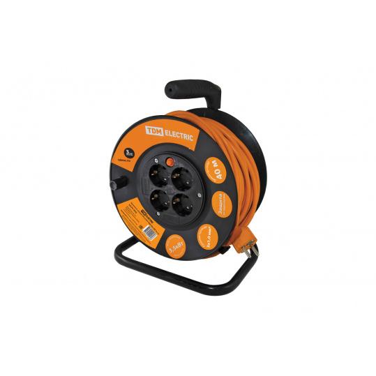 Удлинитель силовой УКз16-004 TDM (4 места/40м ПВС 3х1,0)