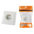 Розетка 2П+З с защ. шт. 16А 250В белая "Ильмень" TDM