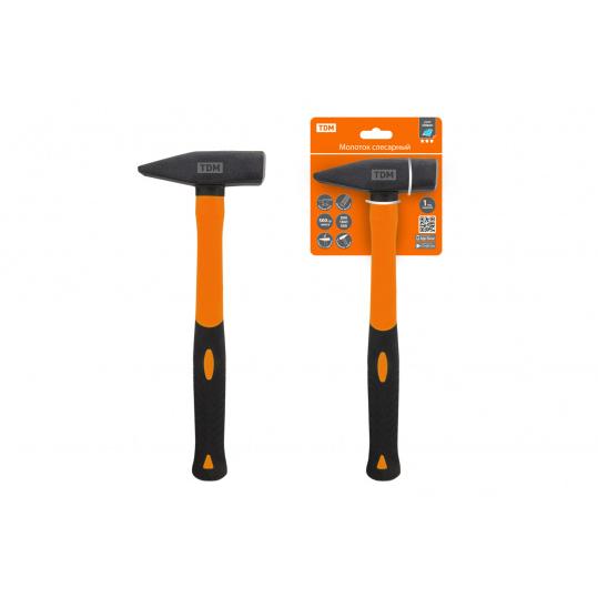 Молоток слесарный, 500 гр, кованый, с прорезиненной фиберглассовой рукояткой "Алмаз" TDM