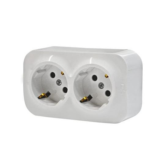 Розетка откр/уст 2-мест. с заземлением 16А белая "Quteo" (Legrand) 782213